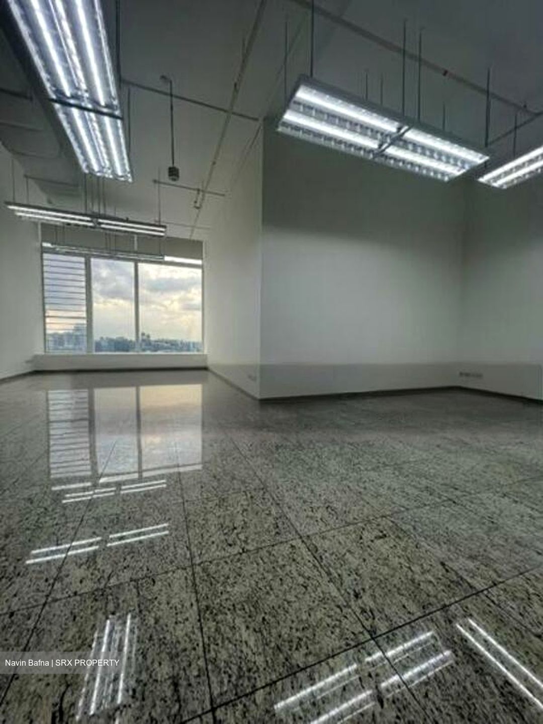 Clarke Quay MRT (D1), Office #451200591